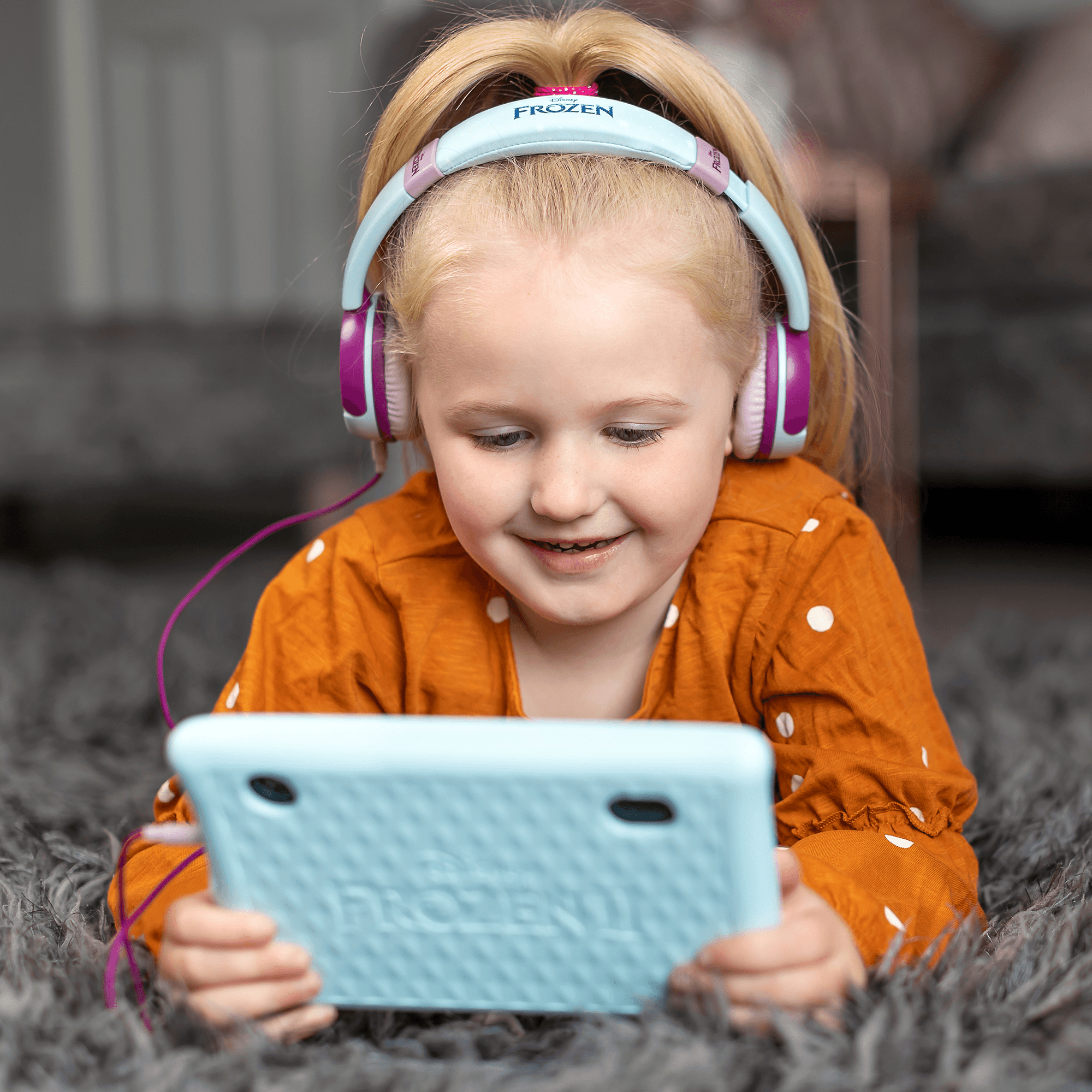 Disney Frozen Bundle - Tablette Enfant 7 avec Bumper & écouteurs, contrôle  Parental, Filtre de lumière Bleue, 500+ Jeux, apps, e-Books, limiteur de  Volume 85 DB : : Jeux et Jouets